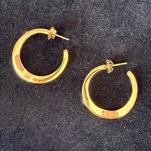 Ippolita Rose* Gold Wavy Hoop Knife Edge Polished Earrings with Clutch Back